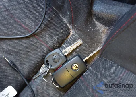 2013 Volkswagen Gti from USA, damaged, VIN WVWHD7AJ5DW016558